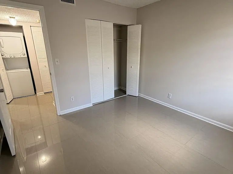 301 Norwood Ter #128 — Photo 19