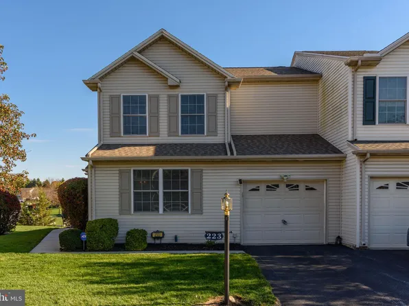 223 Silver Leaf Rdg, Harrisburg, PA 17110