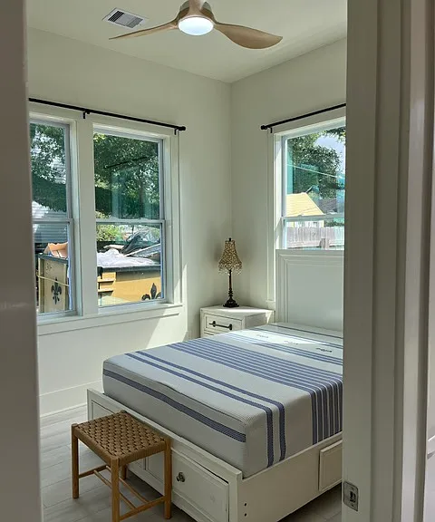 7537 Freret St — Photo 9