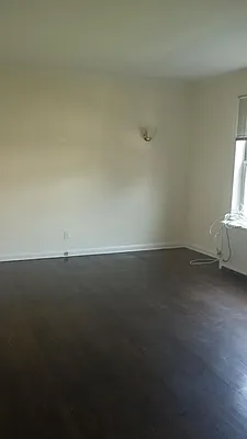 Rented by Astoria Realty | media 18