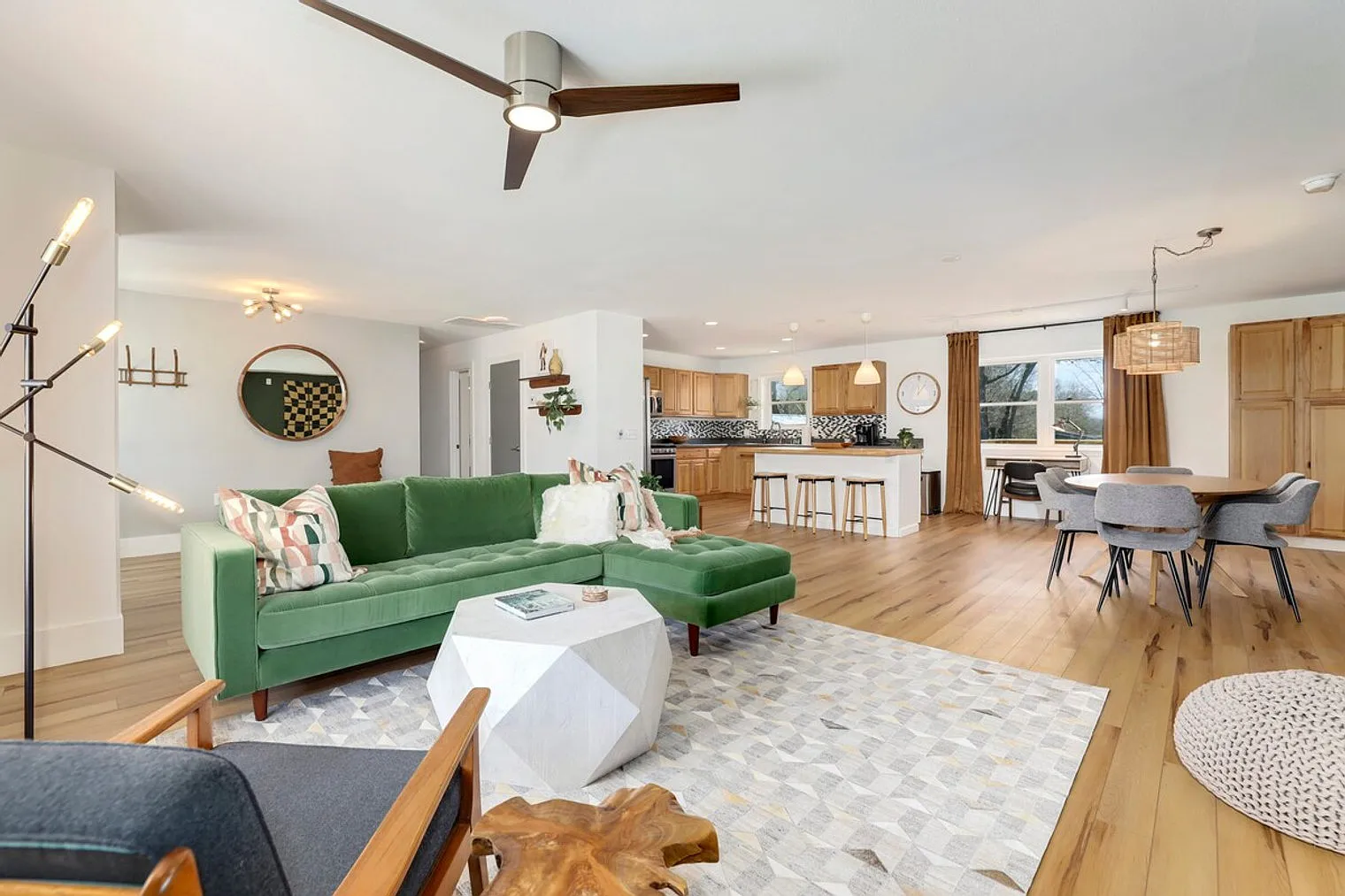4 bed, 3.0 bath, 2346 sqft, $6,308 — Photo 1