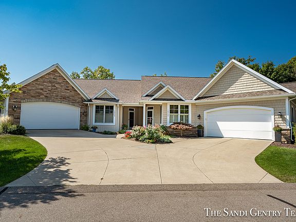 2nd image of 16240 Woodvale Blvd #32