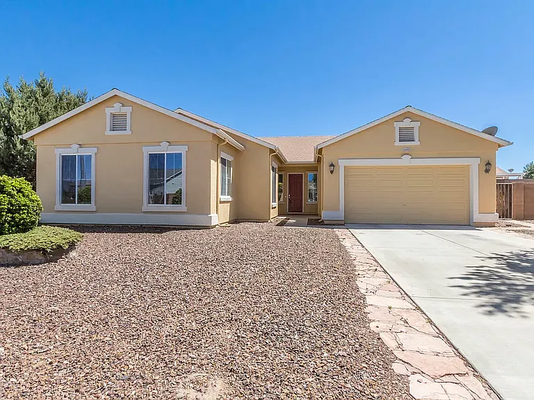 7695 E Circle Wagons Way — Photo 1