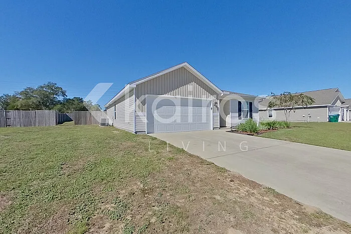 55 Cora Rd — Photo 2