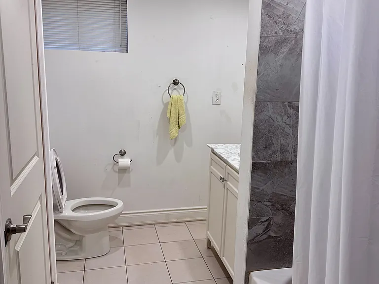 47 Harmonia Cres — Photo 8