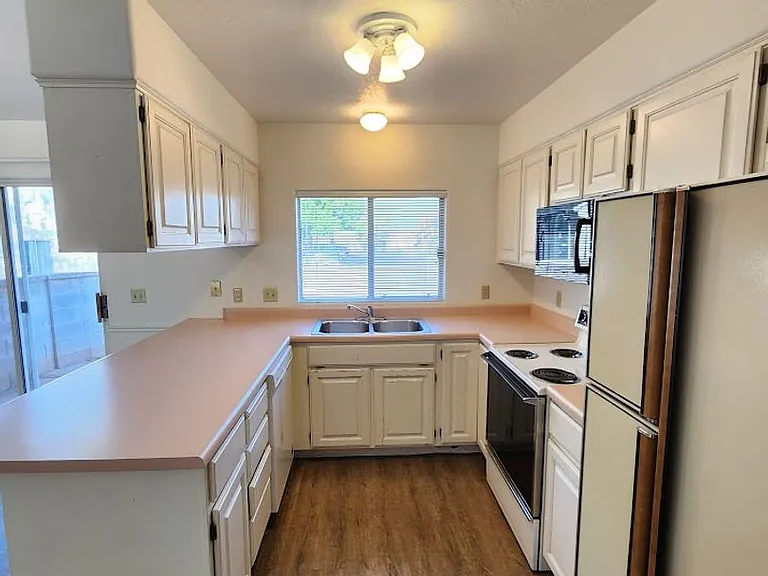 1040 N 1300 W #79 — Photo 18