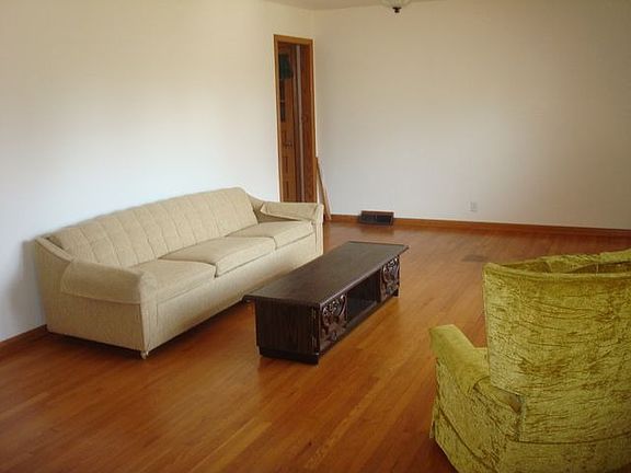 3rd image of 1507 NW A St
