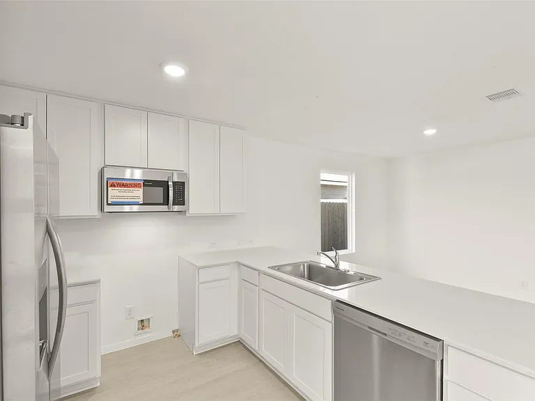 12403 Mountain Daisy Rd — Photo 17