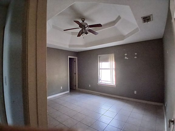 5th image of 1300 Palm Dr