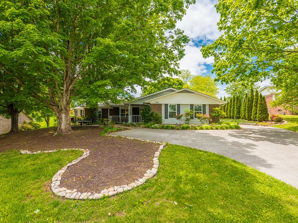 1st image of 733 Eblen Cir