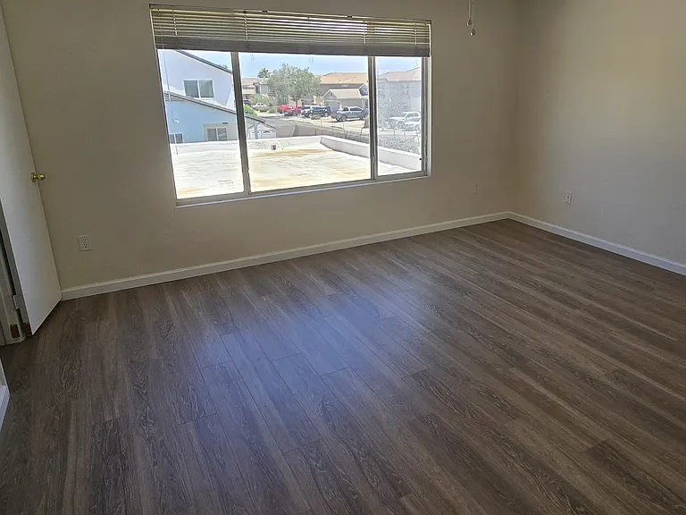2611 W Gypsum Ave — Photo 11