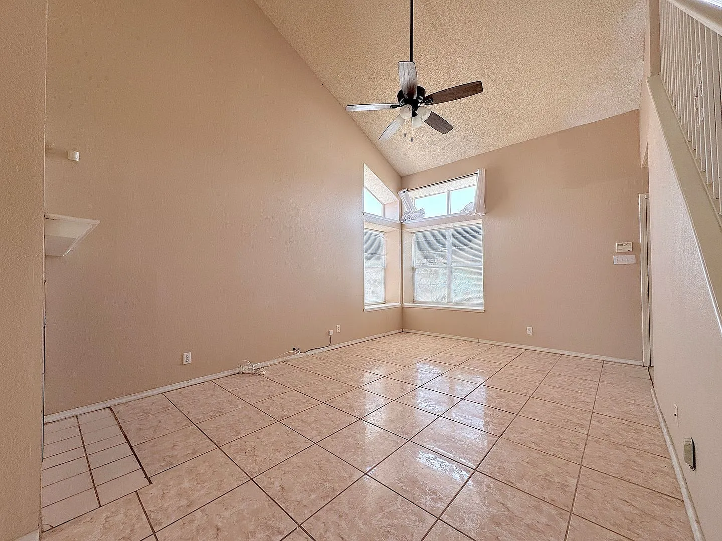 Northeast El Paso 3 Bed/2 Bath — Photo 2