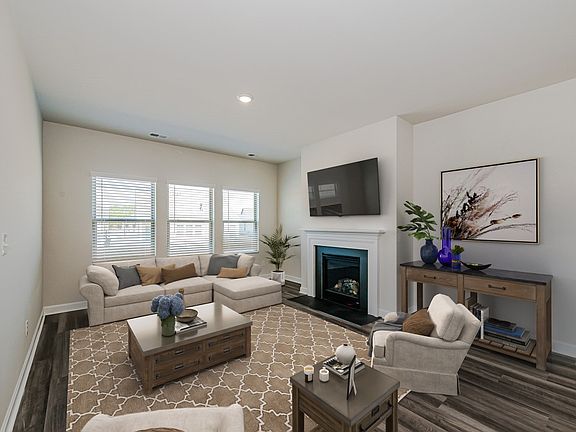 Newport floorplan as shown at Larkhaven Hills.