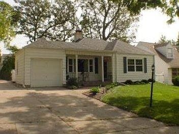 1st image of 328 N 115th St