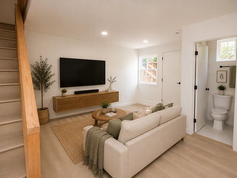 446 S La Peer Dr — Photo 42