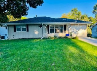 6652 S 85th Ave, Ralston, NE 68127