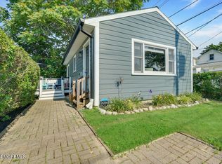 600 1/2 Mercer Ave, Spring Lake, NJ 07762