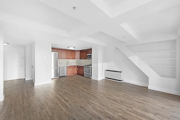 Rented by Stonehenge NYC LLC | media 4