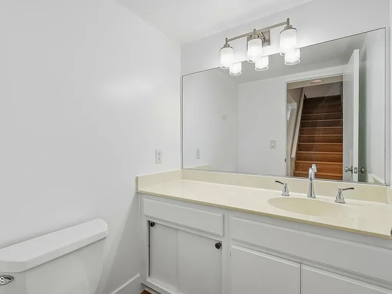 22028 Collins St #1 — Photo 23