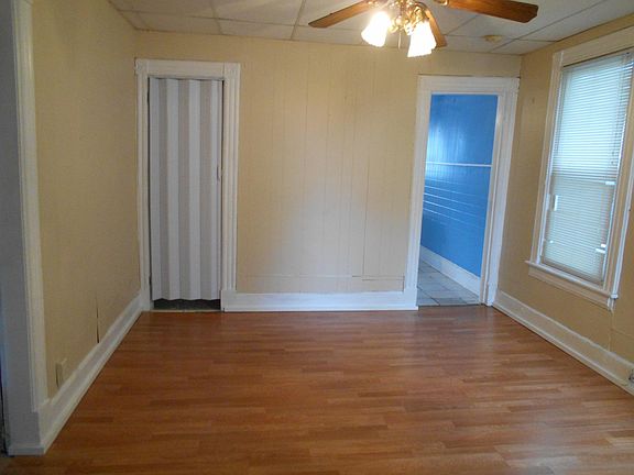 5th image of 7 Garrison St Floor 2