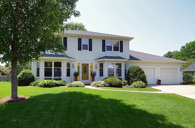 1st image of 206 Sauk Creek Dr