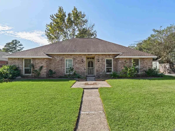 5134 Sandy Ridge Dr, Baton Rouge, LA 70817