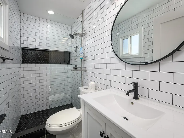 3731 E Janice Way — Photo 16