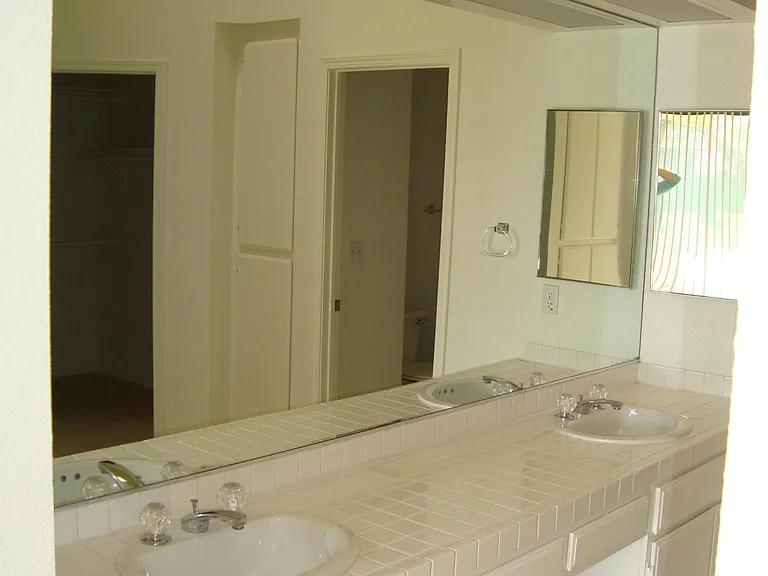 42593 Liolios Dr — Photo 6