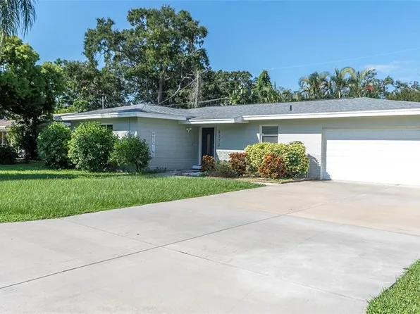 8272 127th St, Seminole, FL 33776