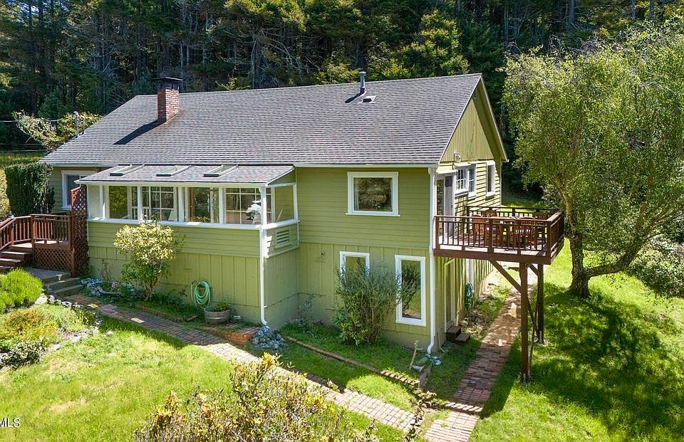 1st image of 44561 Gordon Ln