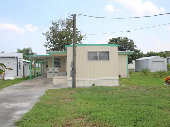 1044 Peach St, Okeechobee, FL 34974