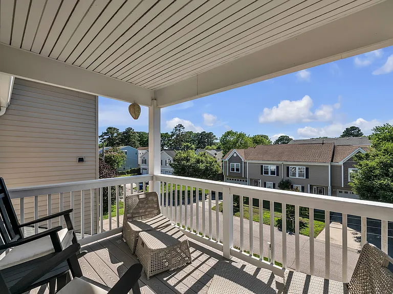 2226 E Berrie Cir — Photo 44