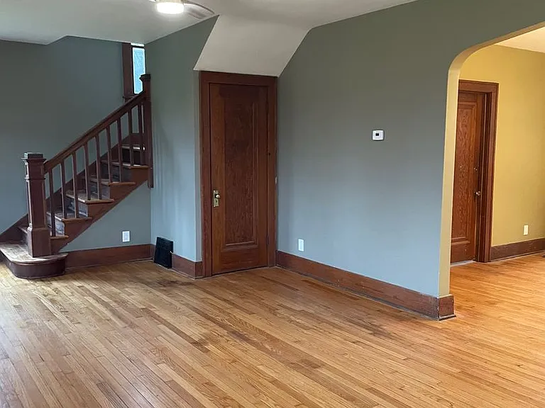 2852 Waters Rd — Photo 17