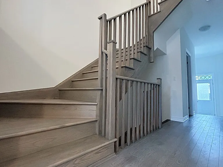 1130 Thompson Dr S — Photo 13