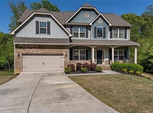 19 Four Feathers Ln NE, Rydal, GA 30171