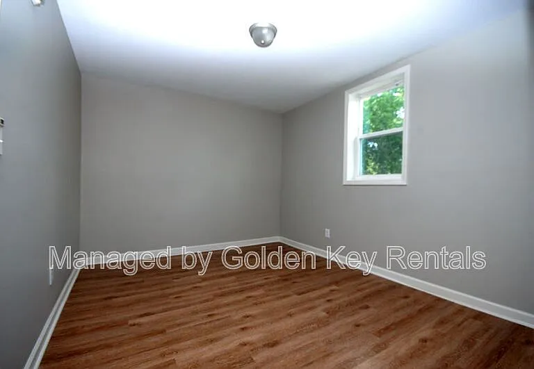 315 E Walnut St #2F — Photo 7