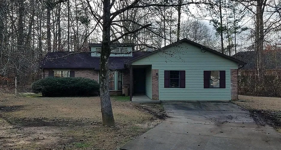 3 bed, 1640 sqft, $1,500 — Photo 1