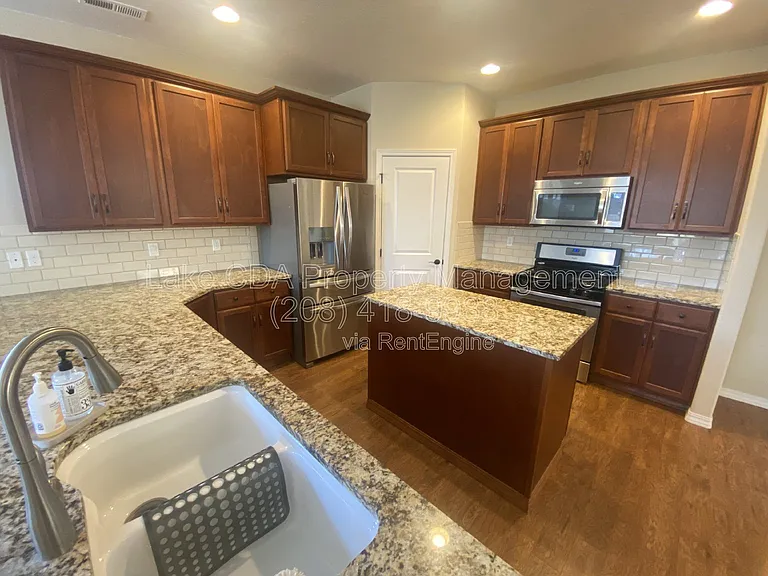 1148 W Grove Way — Photo 4