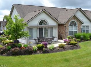 432 Classic Dr, Tallmadge, OH 44278