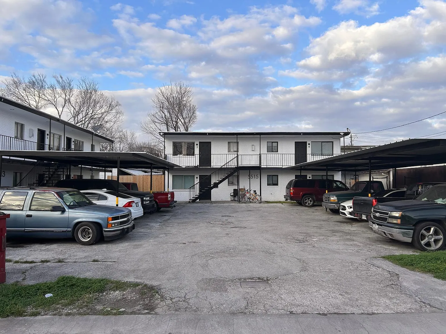 5513 Newport St — Photo 2