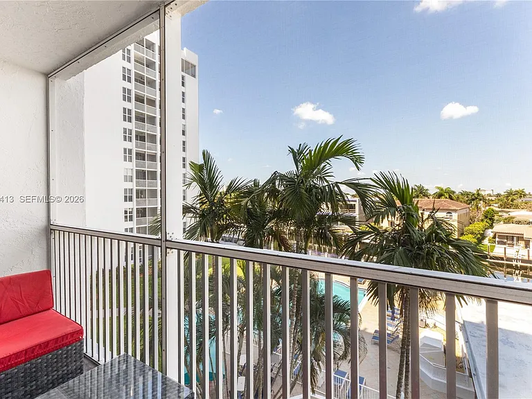 1391 S Ocean Blvd #409 — Photo 25
