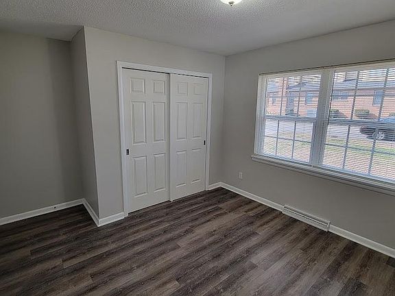 5th image of 3098 Elmore Ave #3098