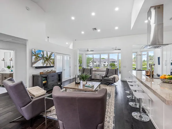 2202 Captains Way, Jupiter, FL 33477