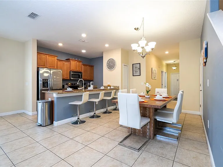 4908 Clock Tower Dr — Photo 27
