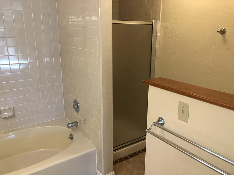 4210 S Granby Way #B-1 — Photo 4