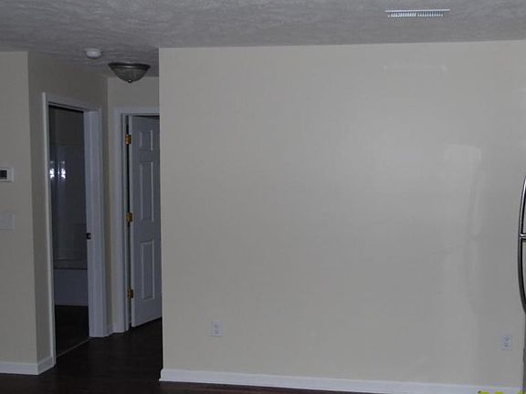 5th image of 1873 Magnolia Ave #2