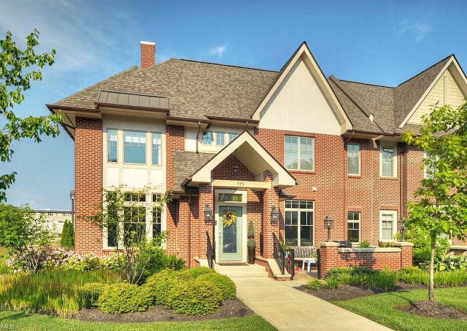 1st image of 171 Ashbourne Dr