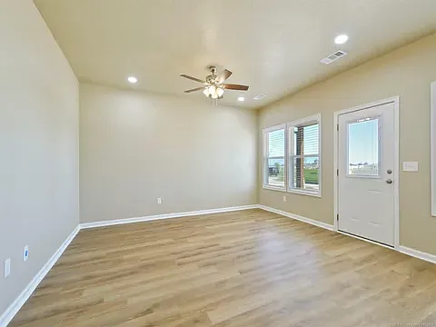 142 Aspen Cir — Photo 13