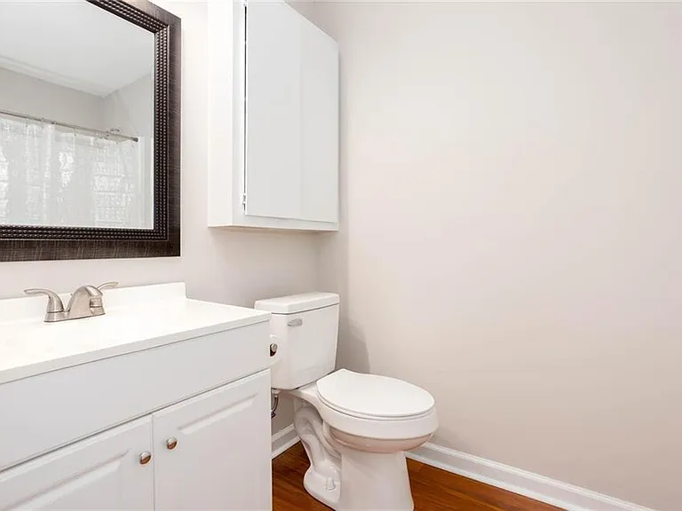 4049 Leicester Dr NE — Photo 16
