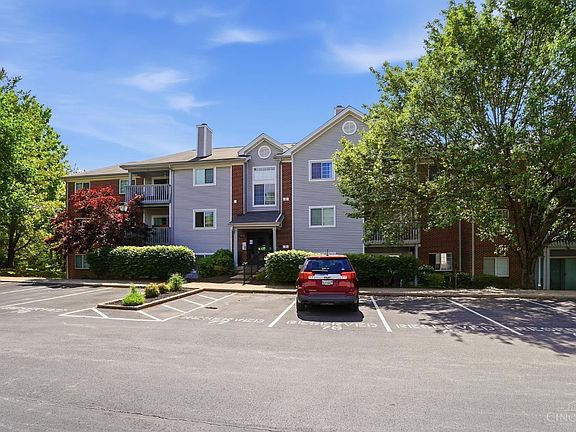 3rd image of 7372 Ridgepoint Dr APT 10
